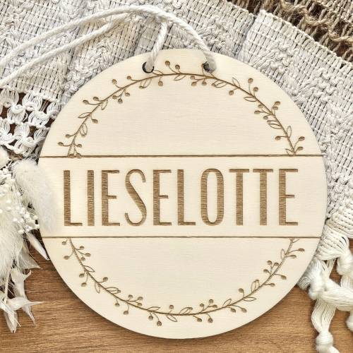 Holzschild Kind personalisiert mit dem Namen