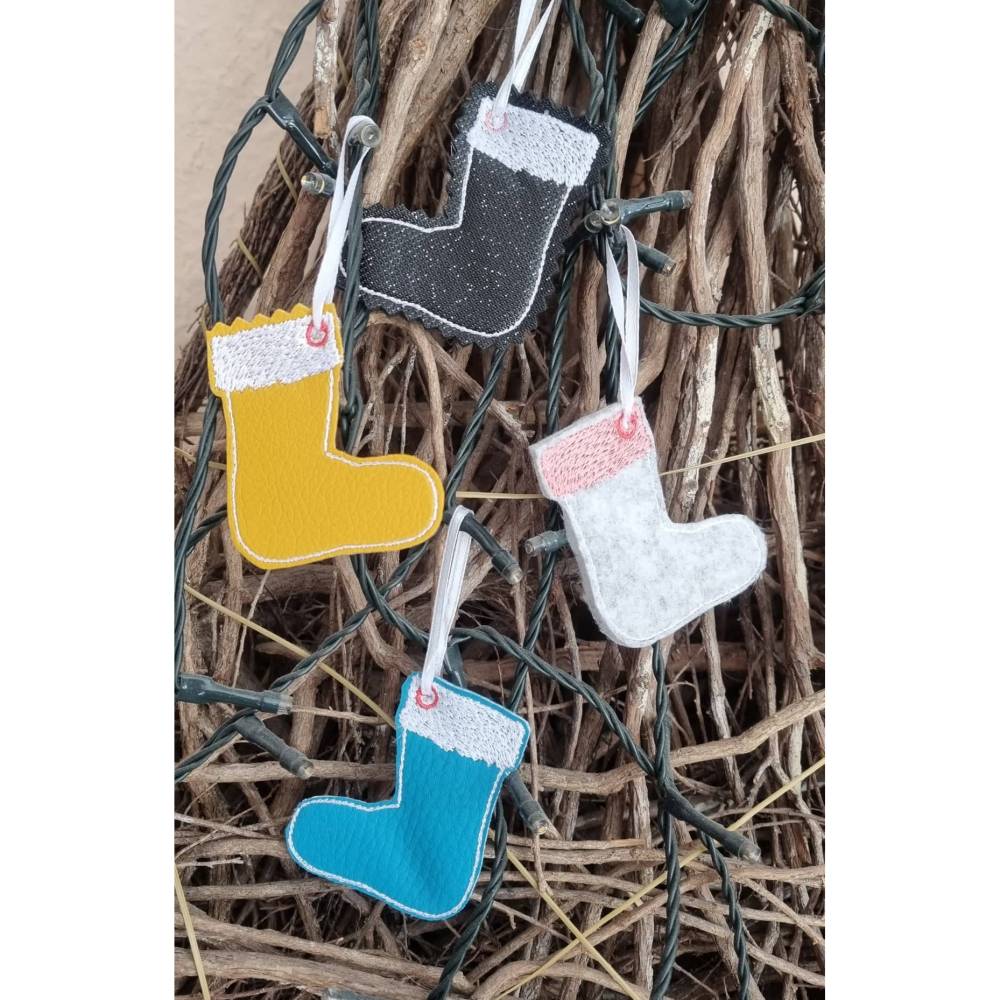 DreamEmbroid "Weihnachtsstiefel" - Stickdatei 2 versch. Versionen Bild 2