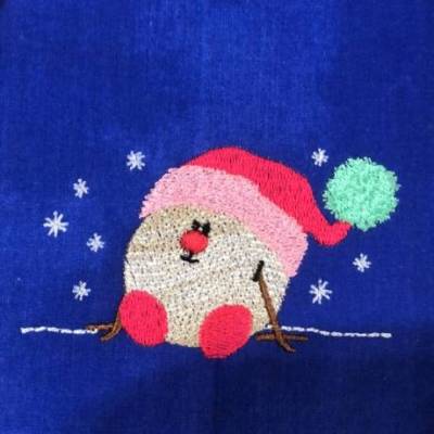 DreamEmbroid "Schneeball Winterzauber" - Digitale Stickdatei in verschiedenen Größen