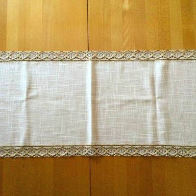 Vintage Tischläufer beige meliert mit  schöner breiter Spitzenborte aus den 70er Jahren