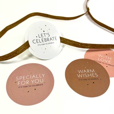 Geschenkanhänger Set aus 4 Stück XMAS TEXTS Anhänger mit verschiedenen Aufschriften für Weihnachtsgeschenke