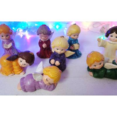 Süsses 8teiliges Engelset aus Keramik