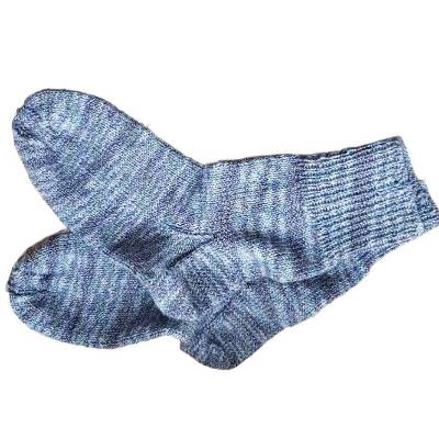 Handgestrickte Wollsocken 34/35 hellblau Farbverlauf unisex Yogasocken – langlebig & bequem