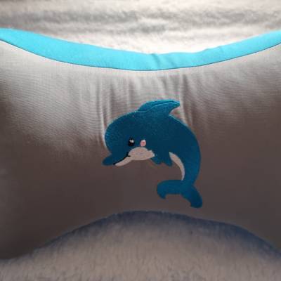 Leseknochen Delfin mit Namen , Tablett Kissen, Bücherkissen, Nackenkissen. 