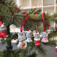 Christbaumschmuck - Süße Katzenbabys- Keramik Weihnachtsanhänger