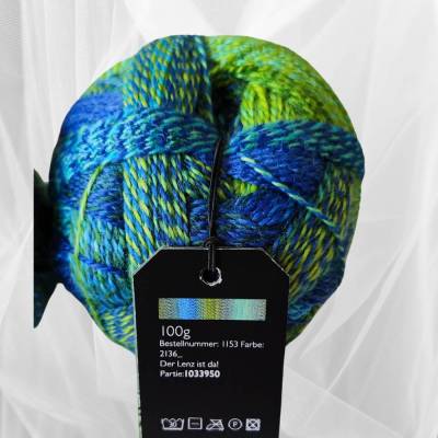 Zauberball Crazy von Schoppel, Farbverlaufsgarn in den Farben grün/blau, ein Wunder an Farben