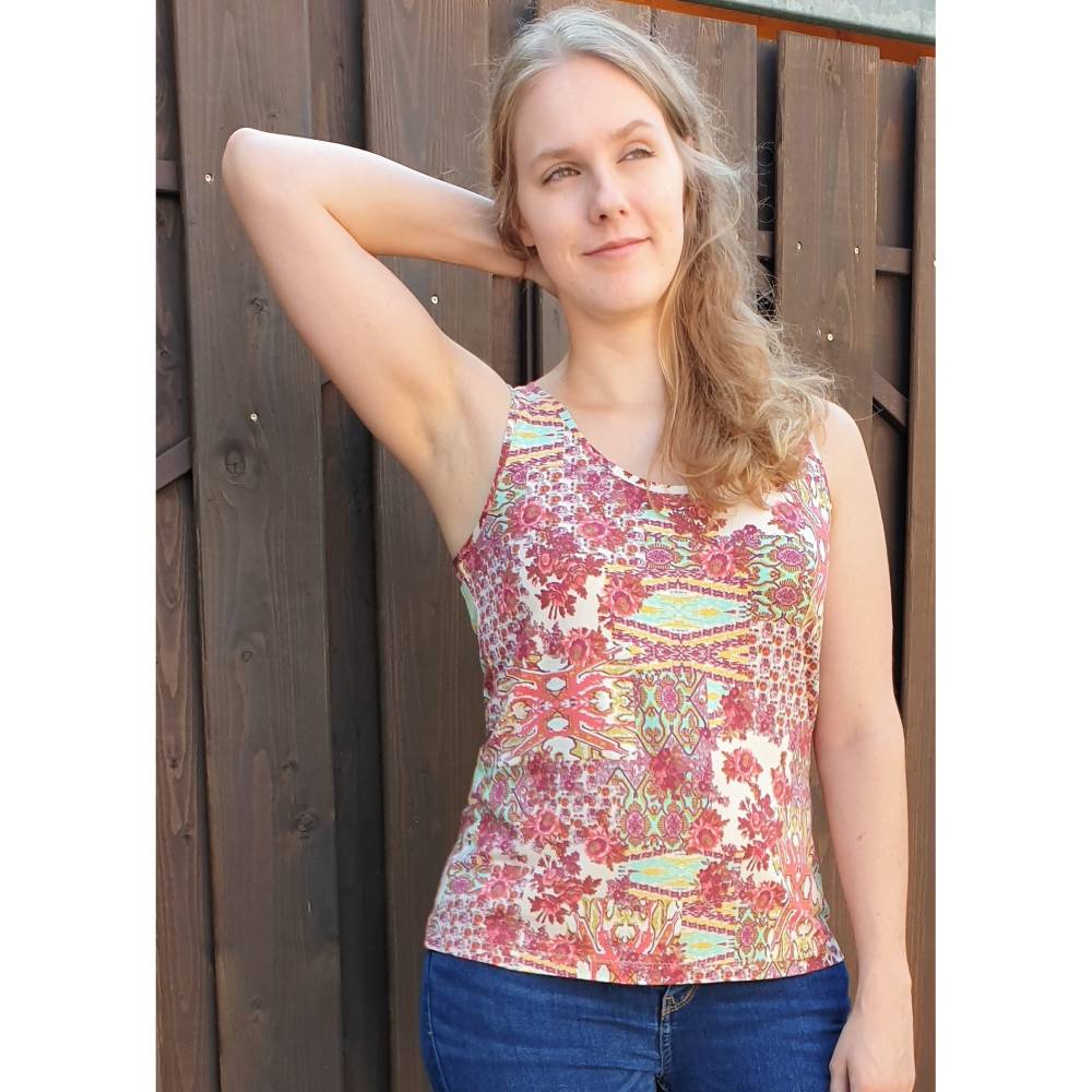 Ebook & Schnittmuster 'Tina' – Enges Jersey-Top mit Rundhalsausschnitt, inkl. PDF-Anleitung (Größe 34-50) Bild 3