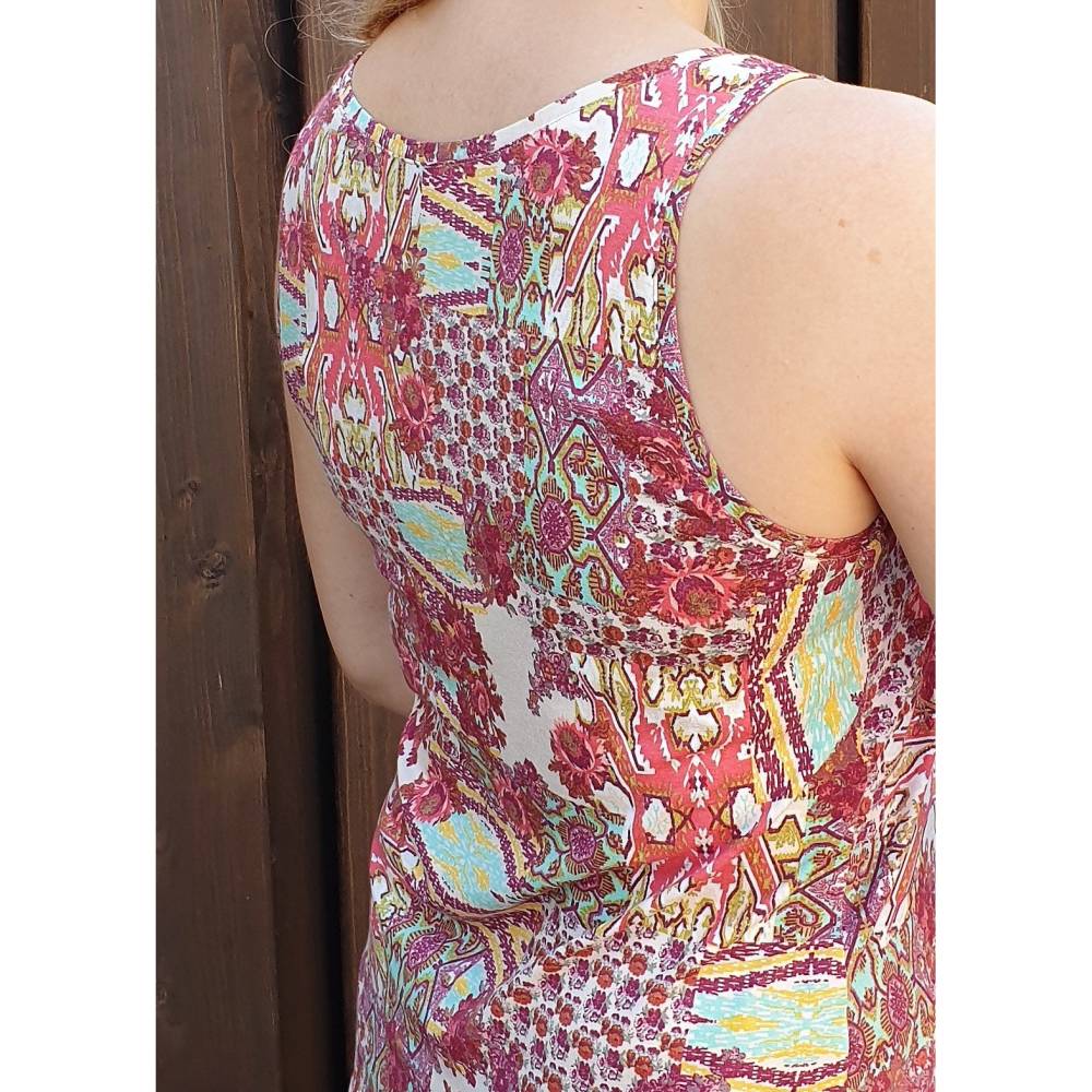 Ebook & Schnittmuster 'Tina' – Enges Jersey-Top mit Rundhalsausschnitt, inkl. PDF-Anleitung (Größe 34-50) Bild 4