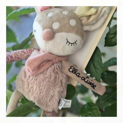 Kuscheltier Reh Ella, mit Namen personalisierbar- mit HAND BESTICKT - Geschenk zur Geburt oder Geburtstag-Bieco