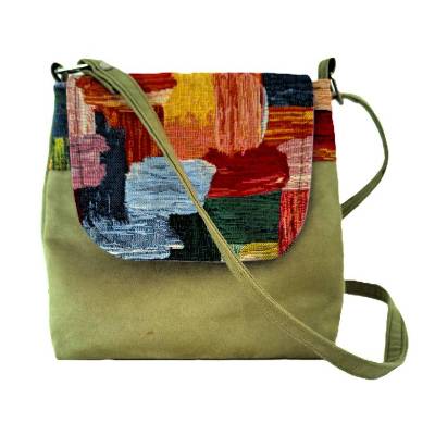 Handtasche hellgrün aus Kunstleder, Schultertasche Unikat mit Gobelin-Klappe – handmade