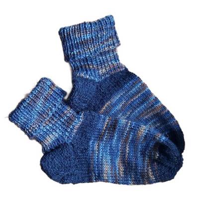 Handgestrickte blaue Kindersocken Größe 26/27 – Warme Unisex Wollsocken mit Farbverlauf