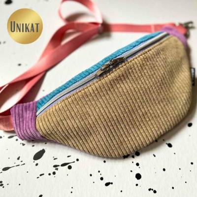 Unikat / Trendy Crossbag / Crossbody / HipBag / Bauchtasche / Gürteltasche / Umhängetasche aus Cord Bunt