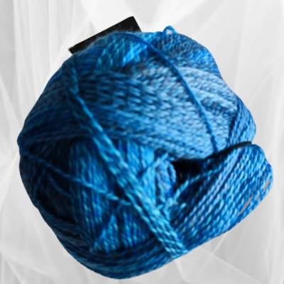 Zauberball Crazy von Schoppel, Farbverlaufsgarn in blauen Farben, ein Wunder an Farben