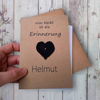 Schlichte Trauerkarte mit gehäkeltem Herz, personalisierbar, Kondolenzkarte, Beileidskarte, Trostkarte