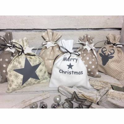 Adventskalender beige grau weiß Kalender Advent selber befüllen Säckchen Baumwolle Taschen Tüten Türchen Weihnachten 