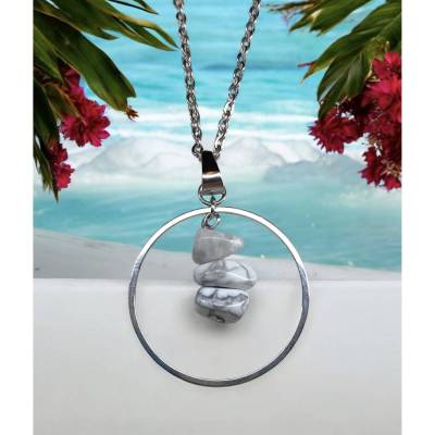 Halskette verstellbar mit Anhänger "weißer Howlith", Edelsteine Trommelsteine in einem Ring, 45cm +5cm