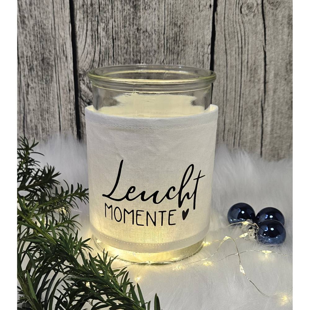 Windlicht I Laterne I Glas mit Banderole aus Stoff I Weihnachtslicht I Leuchtmomente