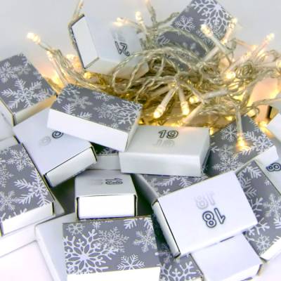Adventskalender zum Befüllen, Eiskristalle hellgrau weiß Schiebeschachtel Schachteln Advent, BuntMixxDESIGN