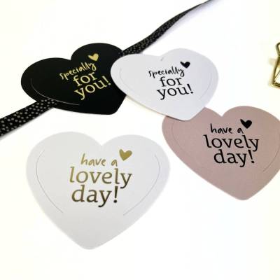 Geschenkanhänger Set aus 4 Stück Herzförmige Anhänger mit verschiedenen Aufschriften