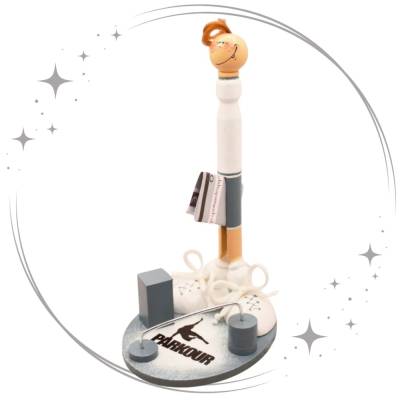 Handgefertigte Parkour Holzfigur – Kreatives Geschenk und Geldidee für Sportler