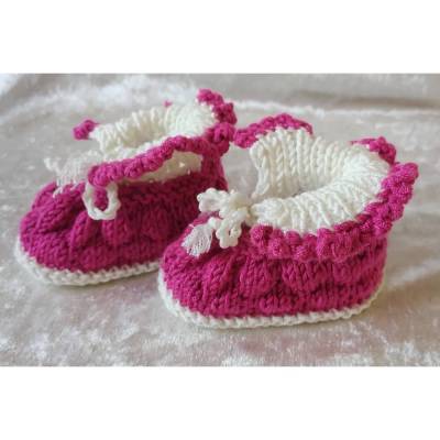 Gestrickte Babyschuhe Sohlenlänge 11 cm