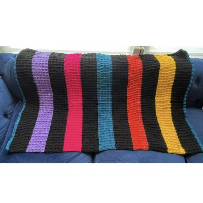 Schöne Häkeldecke/Plaid im Blockmuster, Handarbeit, ca 107 x 65 cm