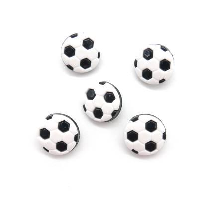 2 Kinderknopf Kunststoff Fußball, schwarz/weiß