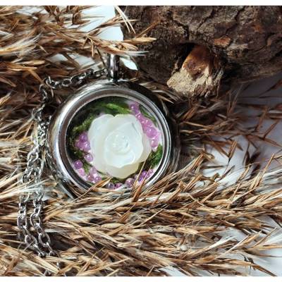  Edelstahlkette mit Medaillon – Perlmuttblume