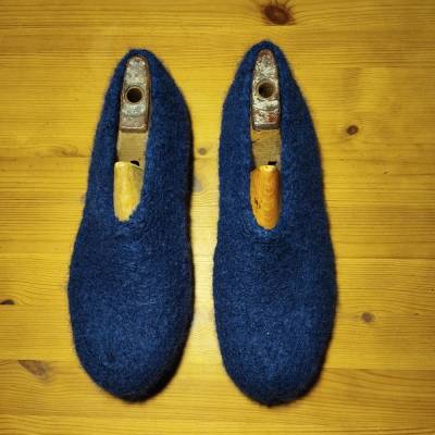 gefilzte Hausschuhe/Puschen Gr. 37/38