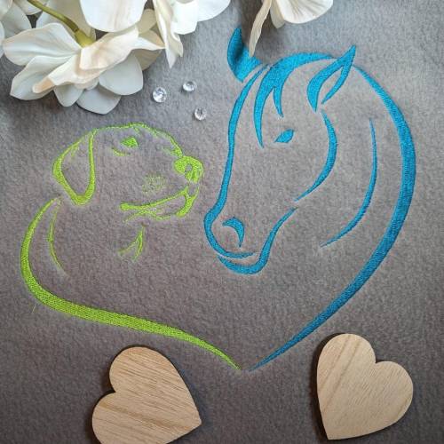 Stickdatei Hund mit Pferd Herz  13x18,20x20,20x26 cm Sticklienchen