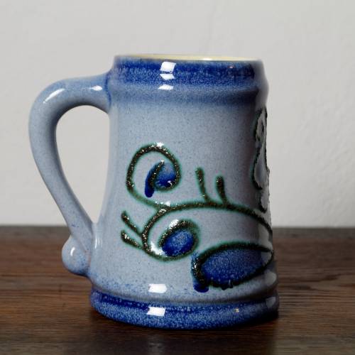 Hygge Krug Kaffeepott XXL 300 ml Seidel aus Keramik mit blauer Glasur & tollem Fat Lava Dekor VEB Strehla Landhaus