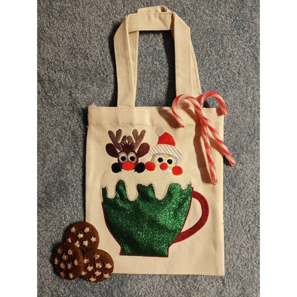 Stickdatei Tasse mit Weihnachtsmann und Rentier Aplikation und Vollstick Variante in 13x18,20x20,20x26 cm Bild 5