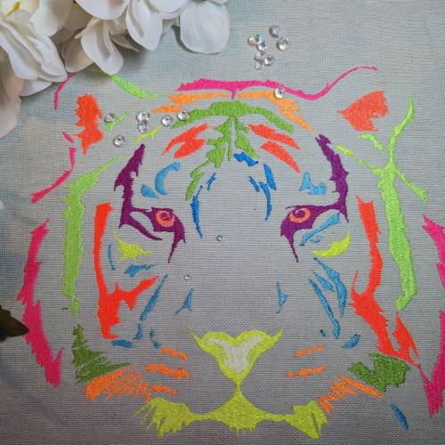 Stickdatei Tiger Bunt Set 13x18 cm 20x26 cm Sticklienchen