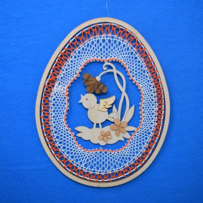 geklöppeltes Fensterbild „Osterküken"