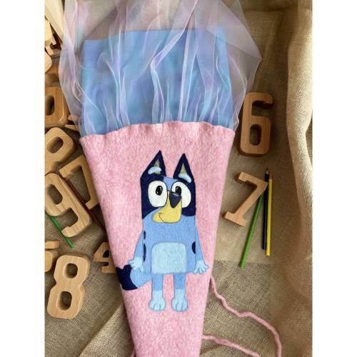 Schultüte Zuckertüte Einschulung gefilzte  Schultüte Bluey Mädchen