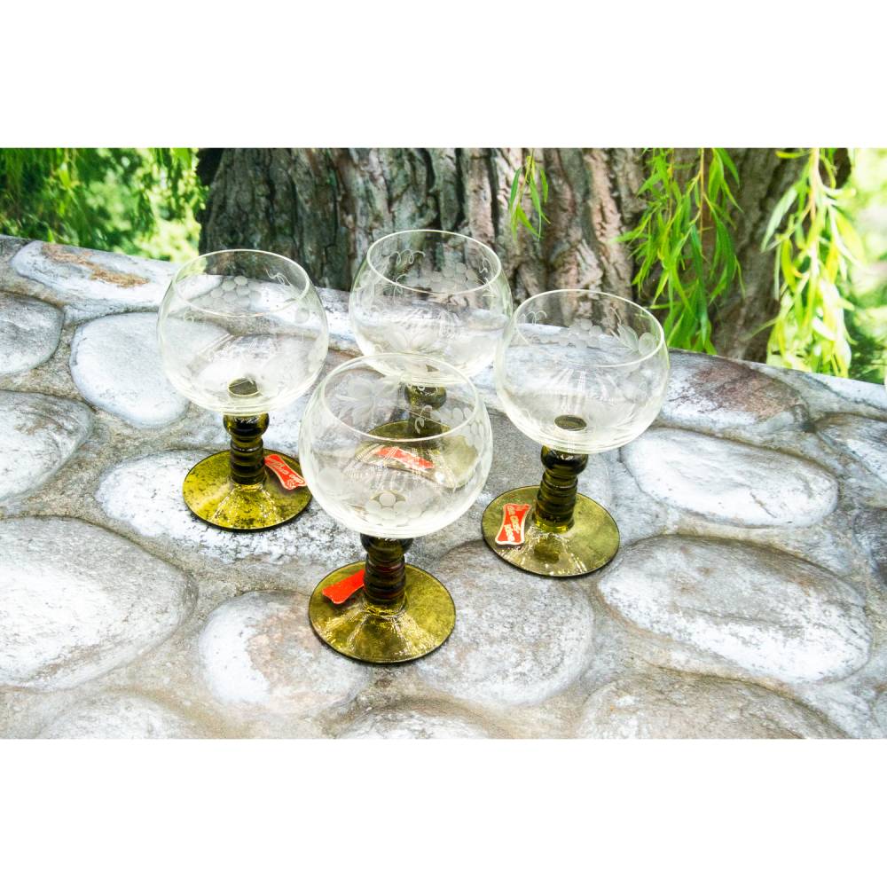 glas, gläser, weinglas, weinrömer, vintage, antik, sammlerstück, rarität, geschenk geburtstag