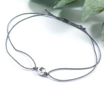 Armband Initiale personalisiert Freundschaftsarmband Makramee Buchstabe nach Wahl 25 Farben