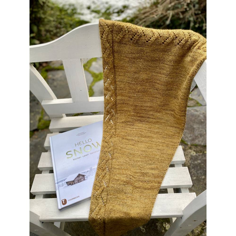 Strickanleitung Lizas Tuch Shifting Strands Bild 2