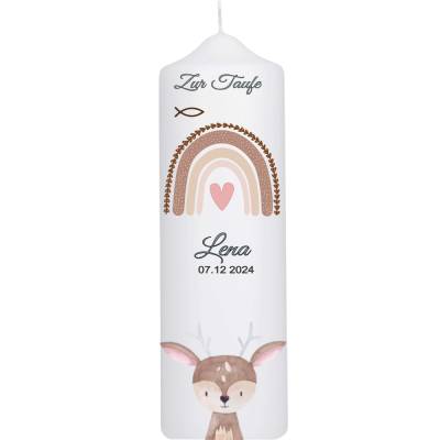 Die Taufkerze mit niedlichem Reh- und Regenbogen-Motiv für Jungen und zeichnet sich durch modernes und zeitloses Design 