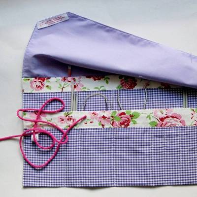 Stricknadeltasche 2-reihig – Rollmäppchen für Stricknadeln, Nadelspiele & Rundstricknadeln, individuell & handgefertigt. 24 Fächer