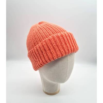 Gestrickte Mütze mit Umschlag unisex aus Wolle ( Merino ) in lachs , handgestrickt, la piccola Antonella