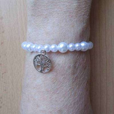 Elastisches Perlenarmband mit Anhänger Baum des Lebens