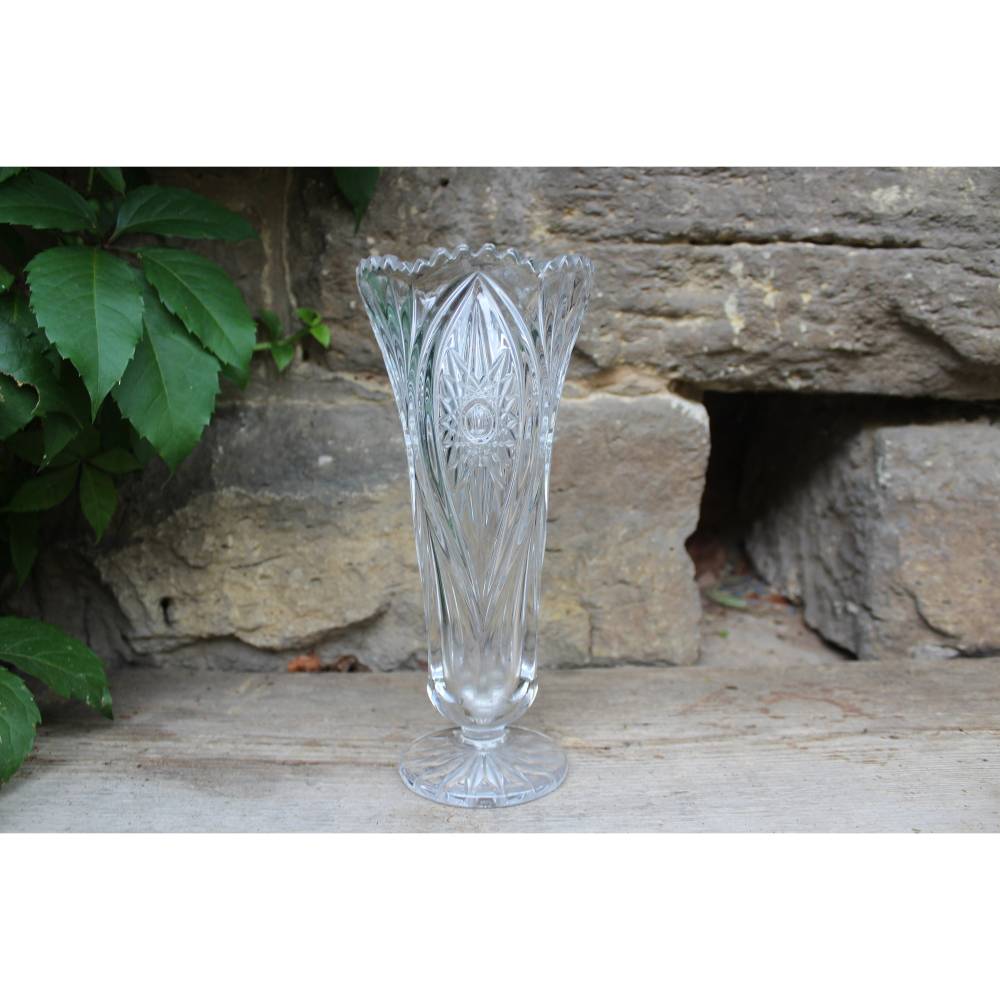 Kristall Trompetenvase Vase Stern Dekor 24 % Bleikristall Vintage 50er Jahre DDR