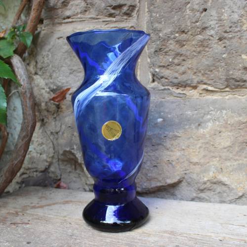 Vintage Vase 26 cm blaues Glas weiße Einschlüsse mundgeblasen 