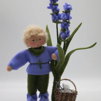 Lavendel Junge - Blumenkind - Jahreszeitentisch - Waldorf Art - Art.Nr.SO41