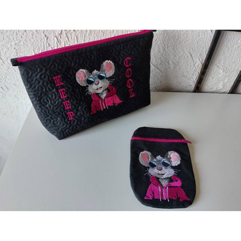Maschinen Stickdatei Frau Maus cool – Lichteffekt, vielseitig & individuell für Hoodies, Kissen & mehr Bild 3