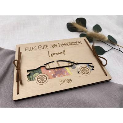 Geldgeschenk personalisiert zum bestandenem Führerschein aus Holz, Geschenk zur bestandenen Prüfung. Holzkarte 