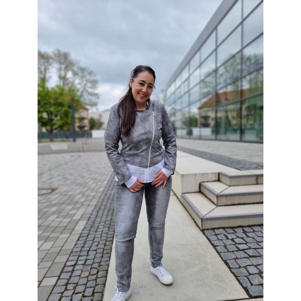 Schnittmuster Bikerjacke Cathy – PDF-Schnittmuster in Gr. 34-50 | Kurzjacke | Modern & Figurbetont Bild 8