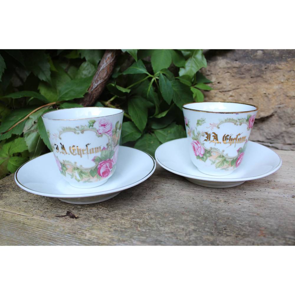 2 antike Kaffeetassen mit Namen 
