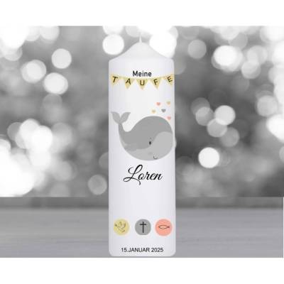 Die Taufkerze "Wallfisch" mit ihren strahlenden blauen Farben ist ein ideales Taufgeschenk sowohl für Jungen und Mädchen